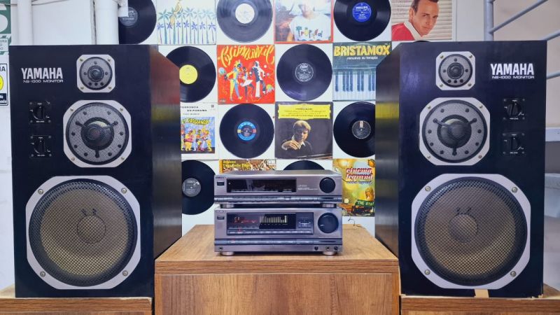 YAMAHA MODELO NS-1000M