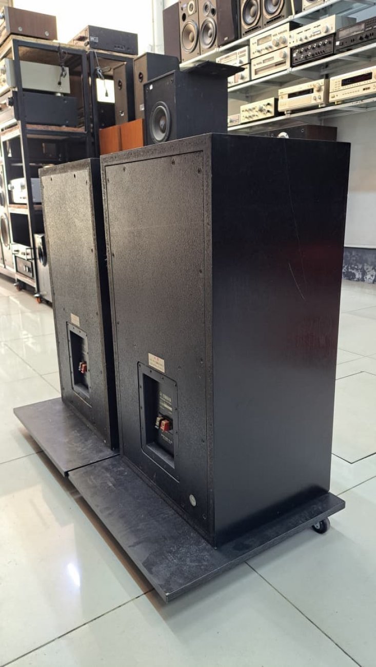 YAMAHA MODELO NS-1000M