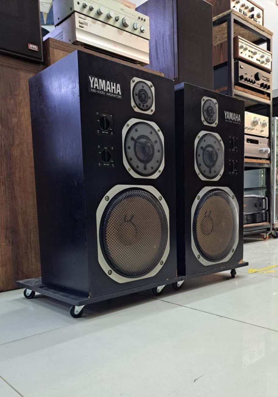 YAMAHA MODELO NS-1000M