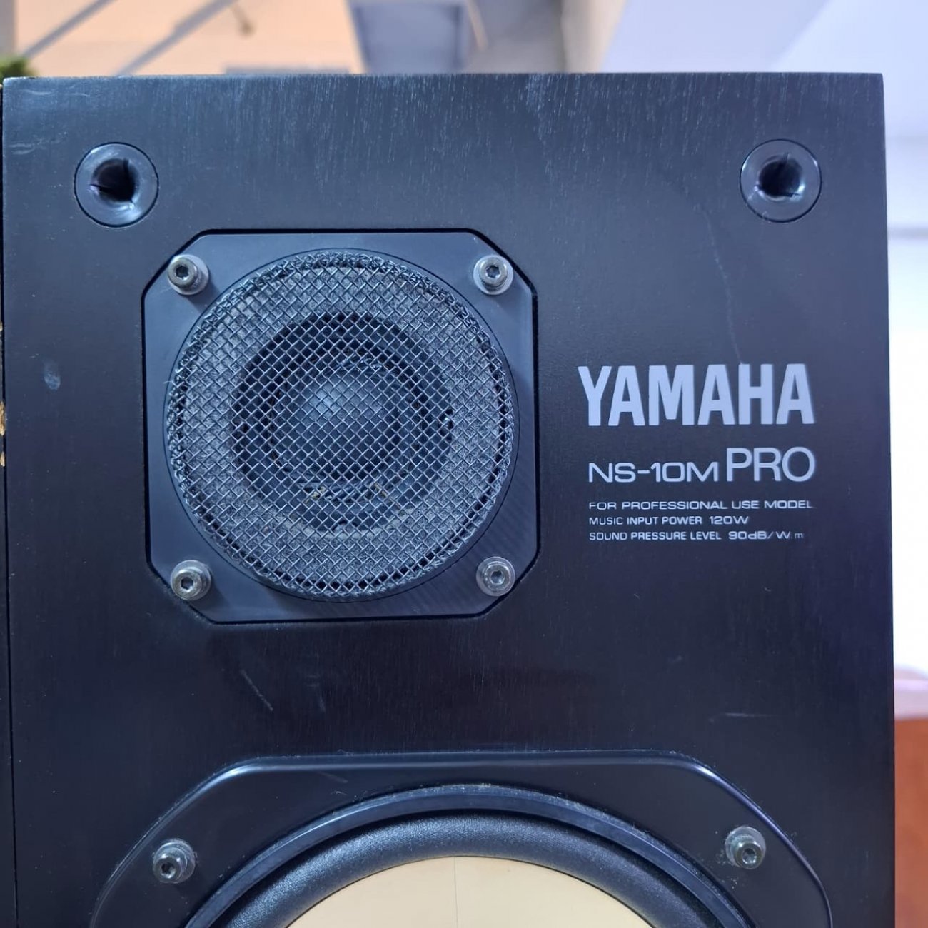 YAMAHA MODELO NS-10MONITOR PRO