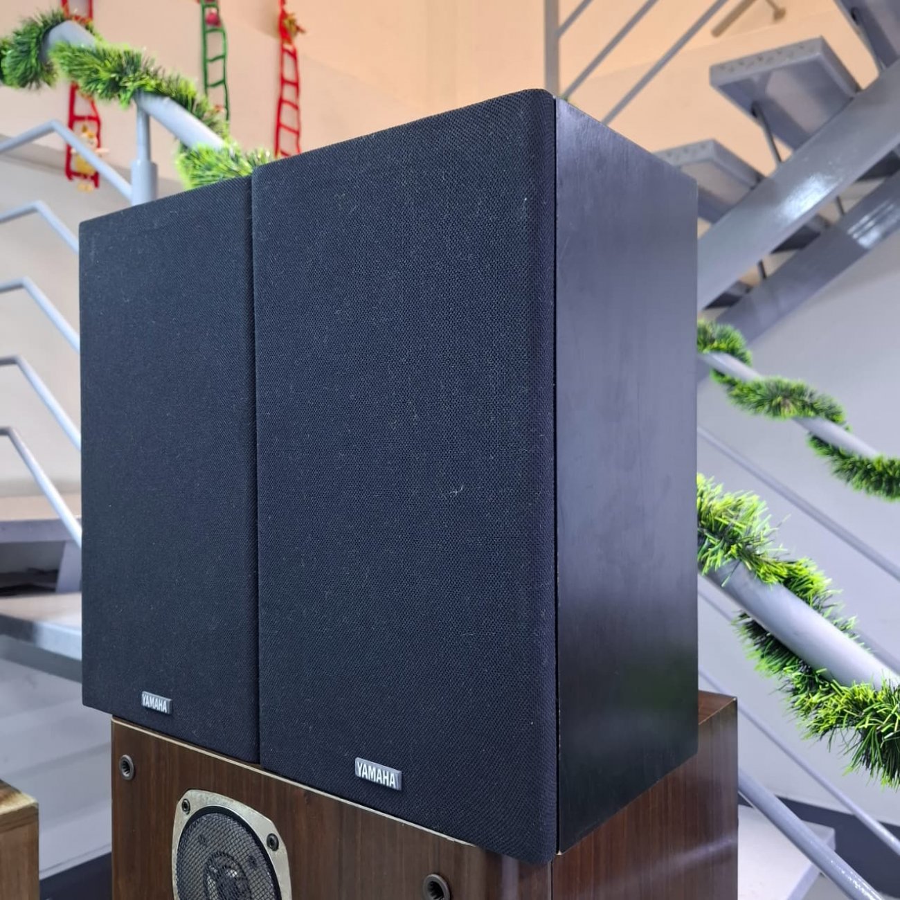 YAMAHA MODELO NS-10MONITOR PRO