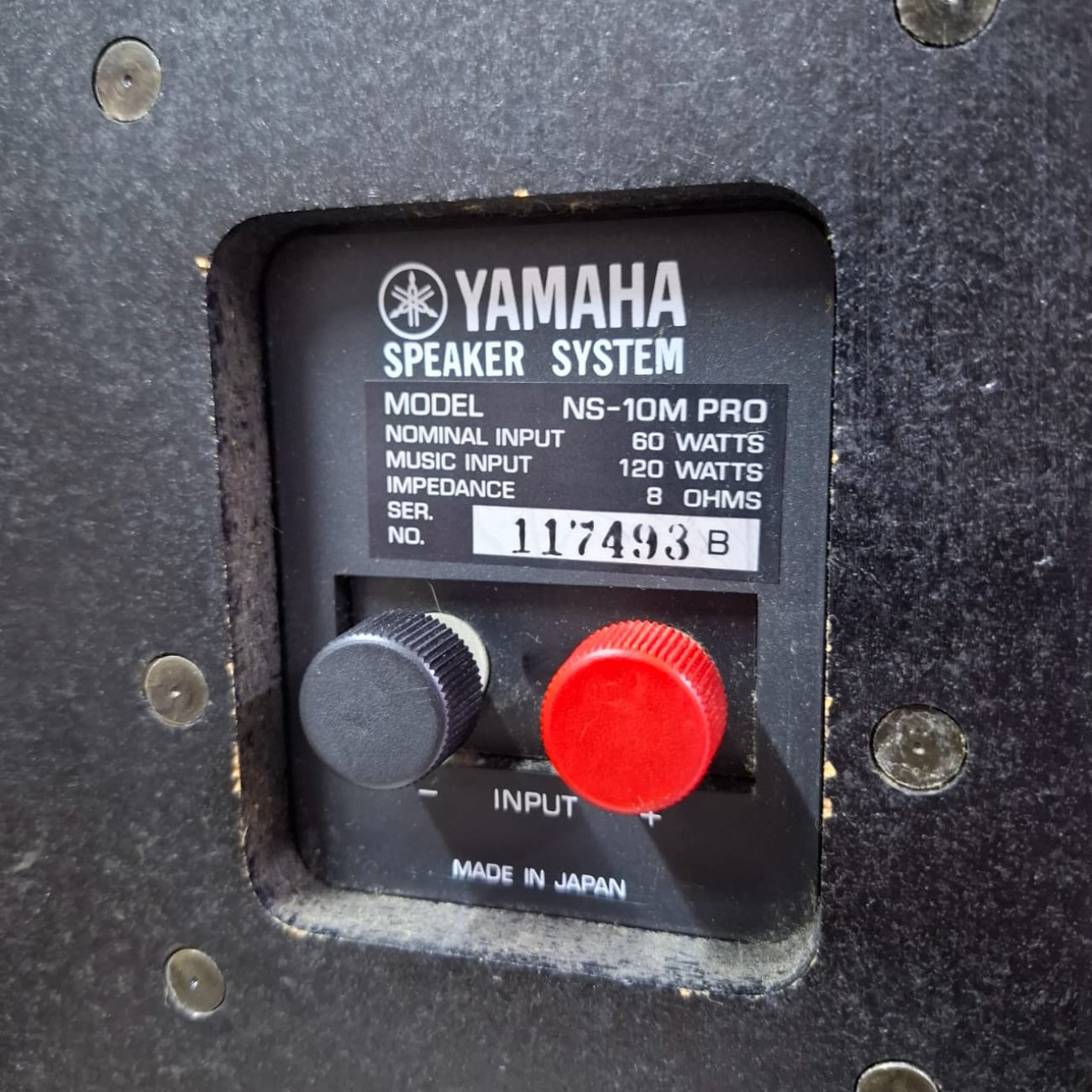 YAMAHA MODELO NS-10MONITOR PRO