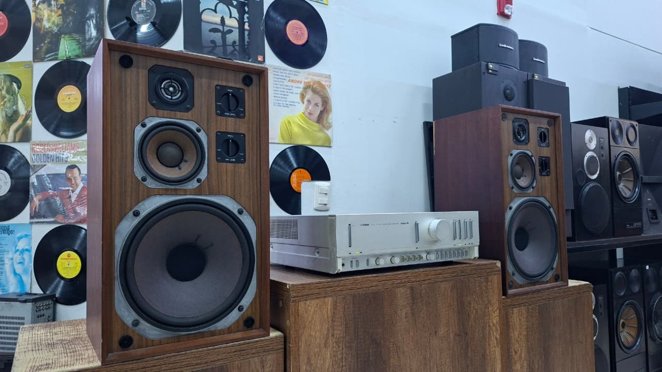 YAMAHA MODELO NS-650