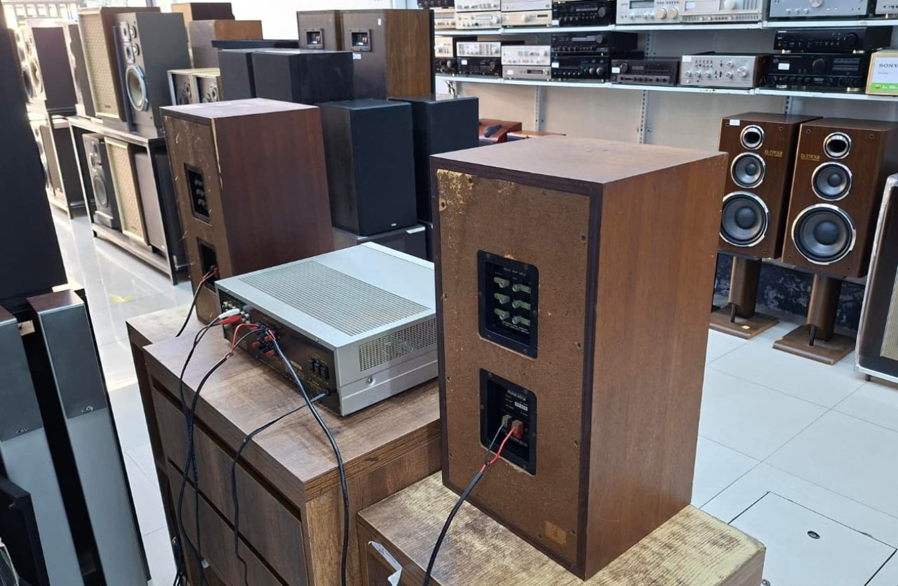 YAMAHA MODELO NS-650