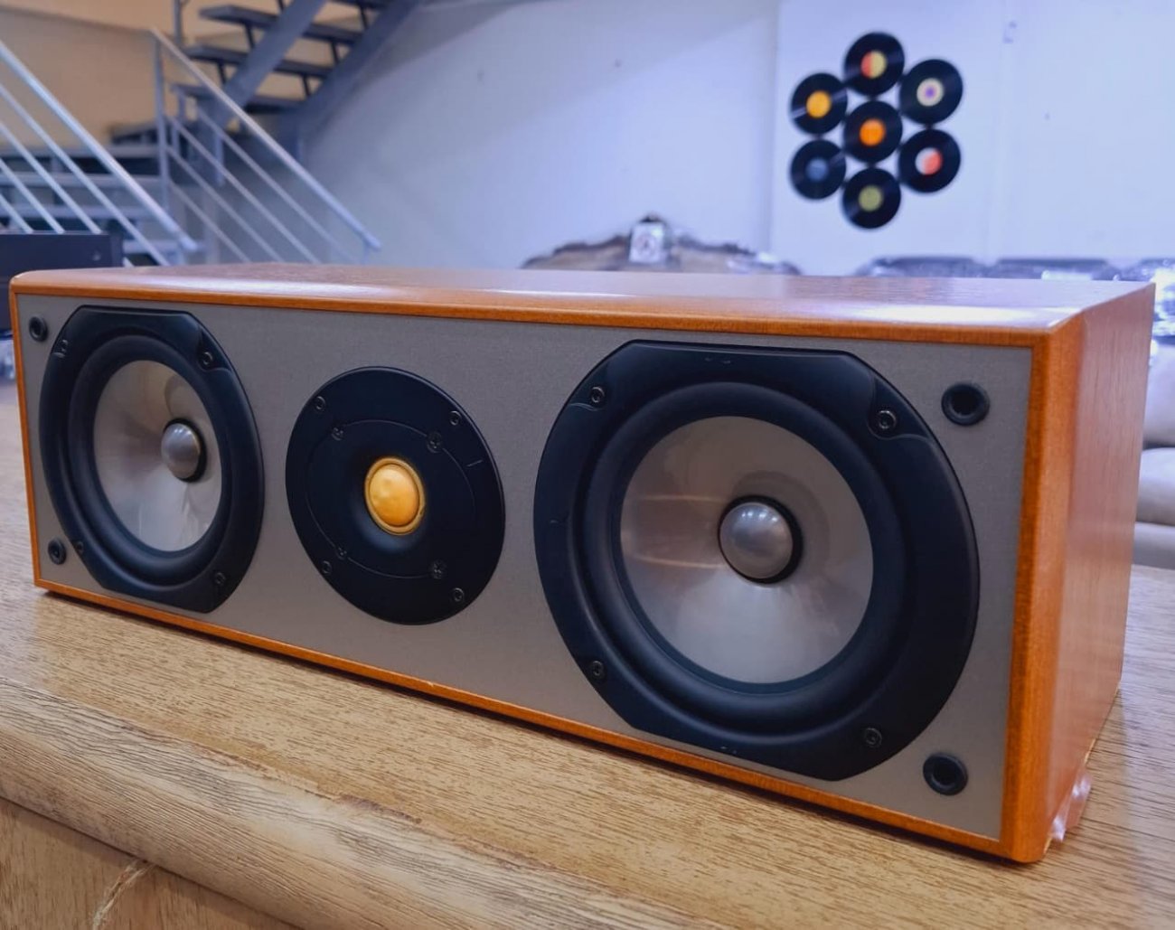 YAMAHA MODELO NS-C200