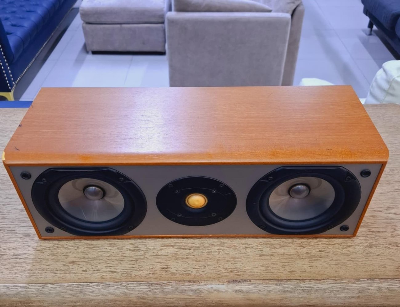 YAMAHA MODELO NS-C200