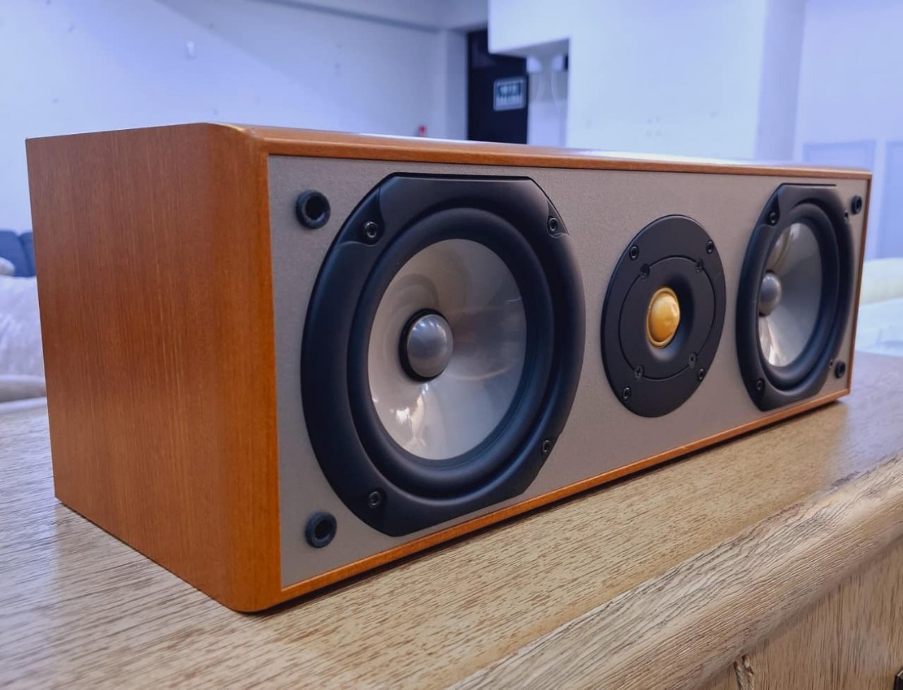 YAMAHA MODELO NS-C200