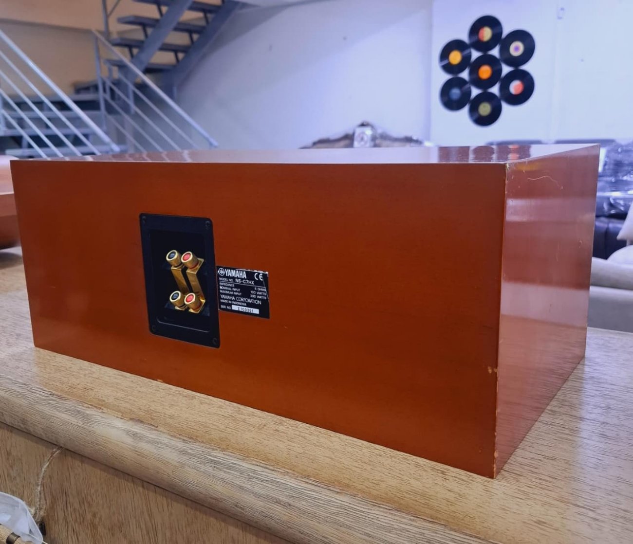 YAMAHA MODELO NS-C7HX