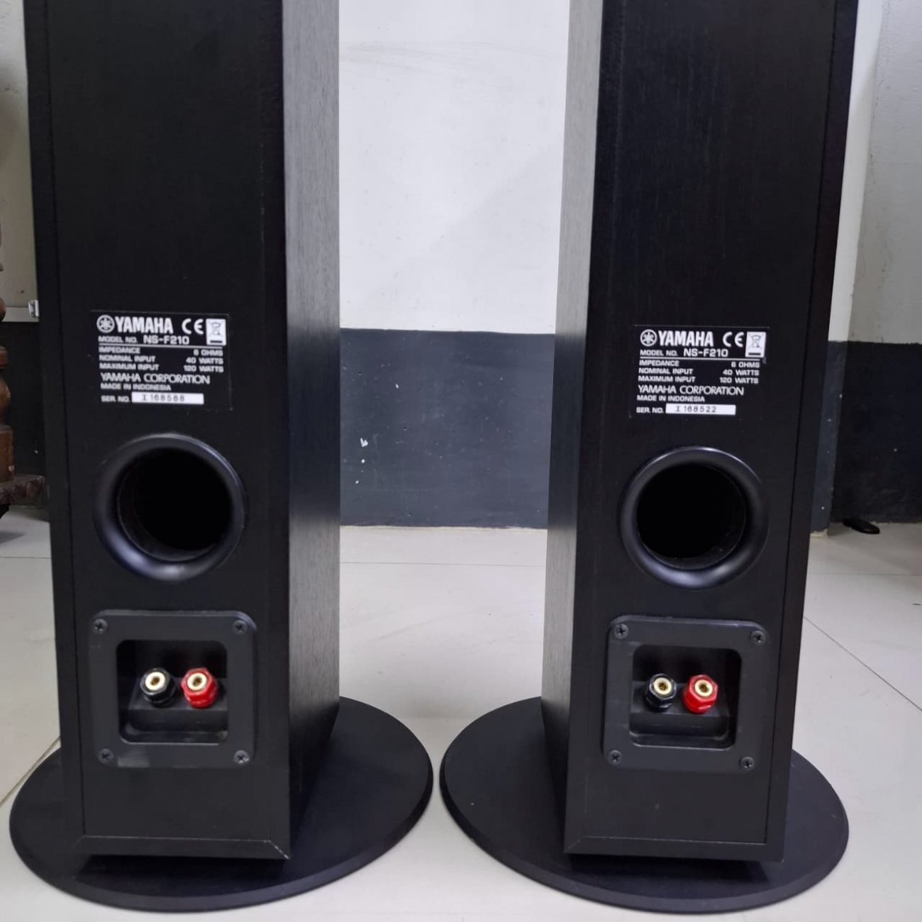 YAMAHA MODELO NS-F210