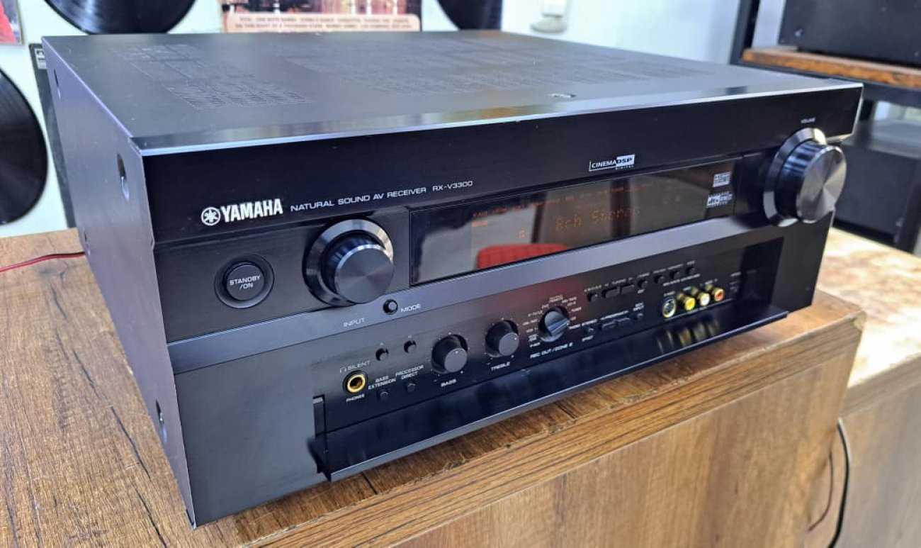 YAMAHA MODELO RX-V3300