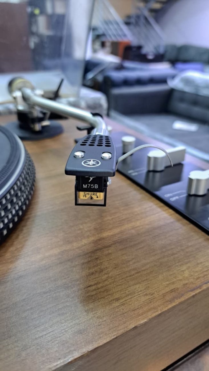 YAMAHA MODELO YP-511